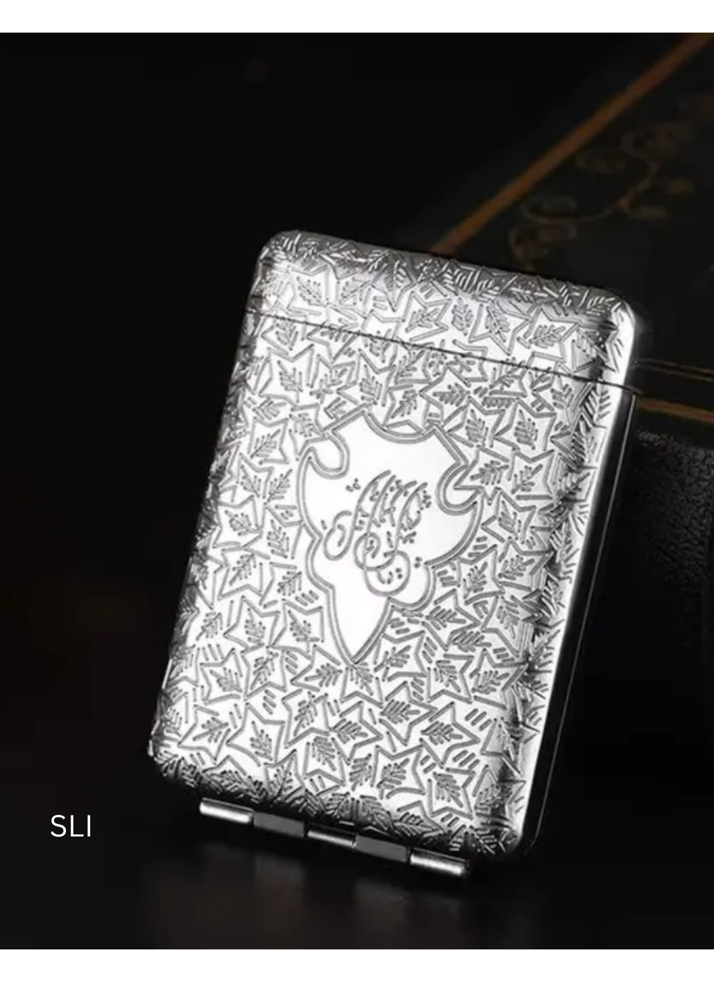 A PEAKY BLINDER LIGHTER SET