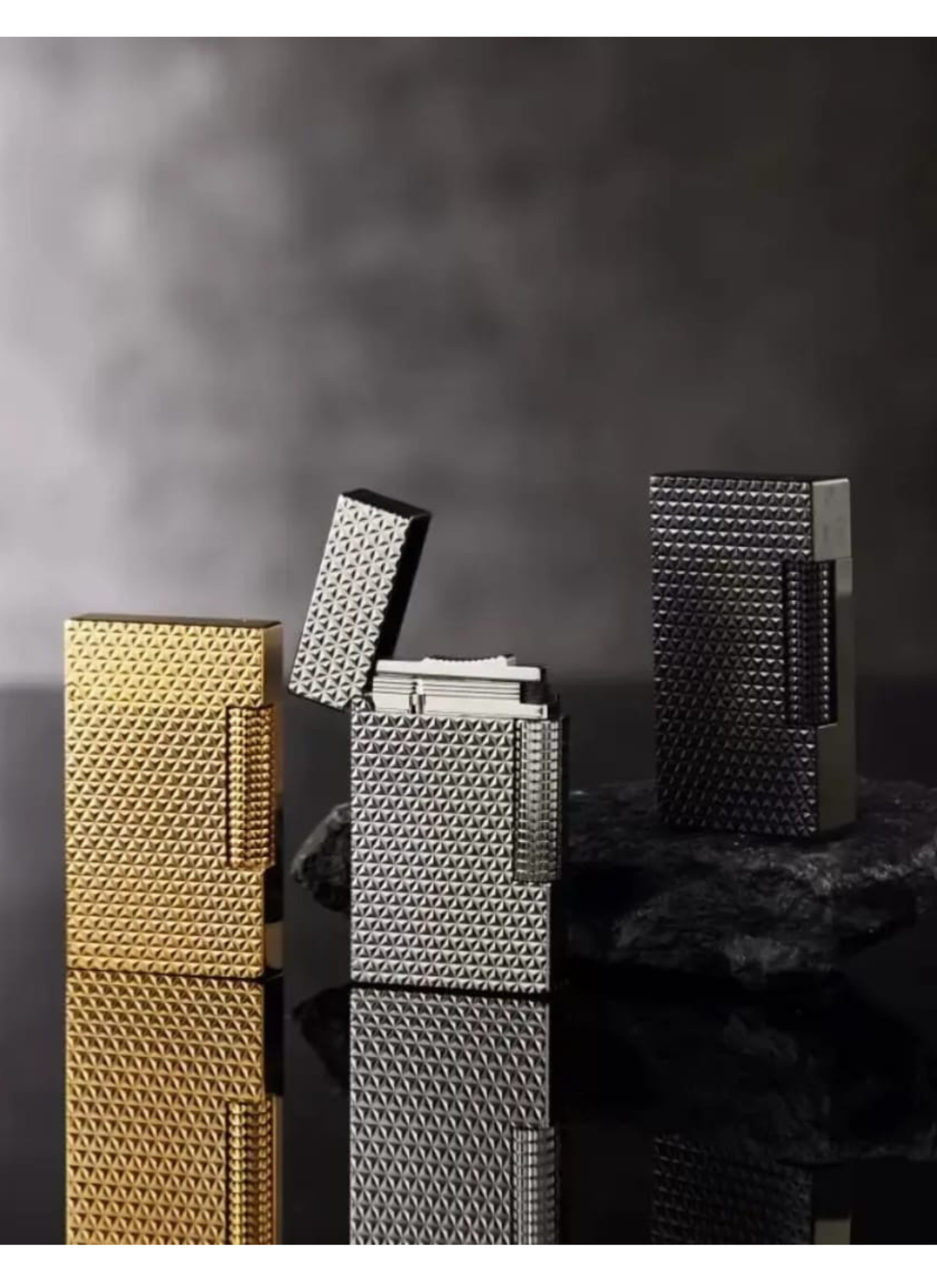 A PEAKY BLINDER LIGHTER SET