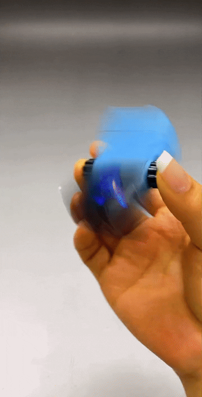 A SPIN DUAL LIGHTER